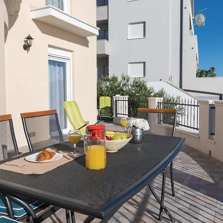 One-bedroom In Komarna Apartment Komarna