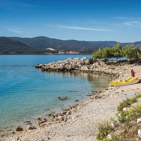 One-bedroom In Komarna *